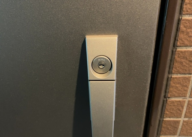 当然のことではありますが、オートロックやセンサーライト、ホームセキュリティーなどの防犯設備があれば、小さいお子様がいるご家庭も安心ですよね！まず物件購入の際は、防犯設備もチェックするようにしましょう。
