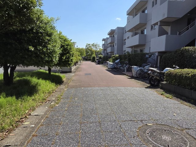 駐輪場・バイク置き場は費用負担なしです。
