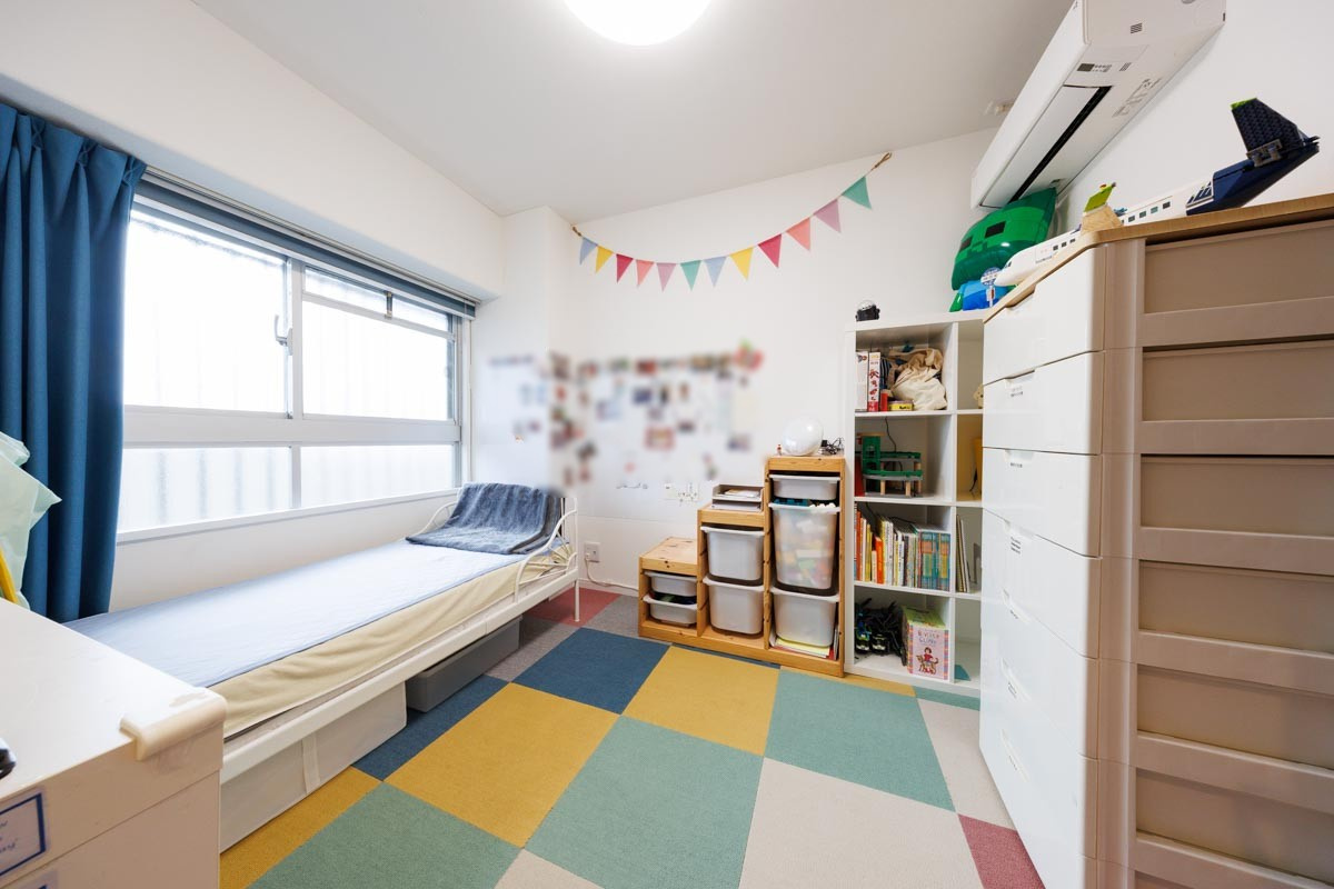 子ども部屋や主寝室、在宅ワーク部屋など、家族構成に合わせて使いやすい洋室です。