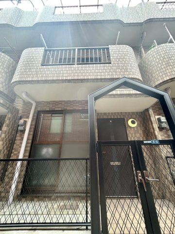 外観：328000621594