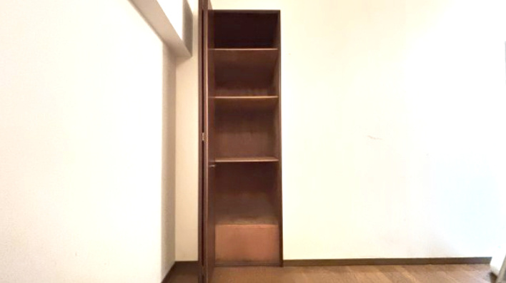 玄関にも収納がございます。