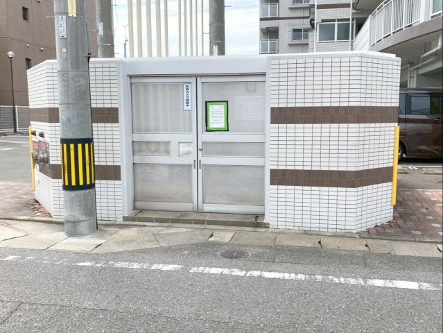 【敷地内ゴミ置き場】管理の行き届いた共用部分です！