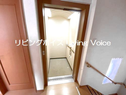 ホームエレベーター　秦野市北矢名　中古一戸建て