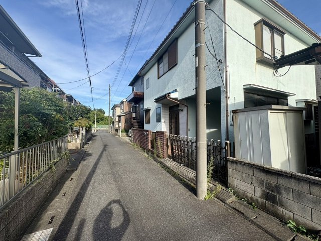 敷地約30坪・更地渡し・建築条件なし！自由設計で夢のマイホームはいかがでしょうか！お好きなハウスメーカーで建築可能です！