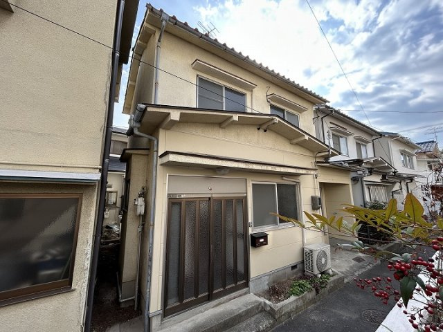 外観：334000226179