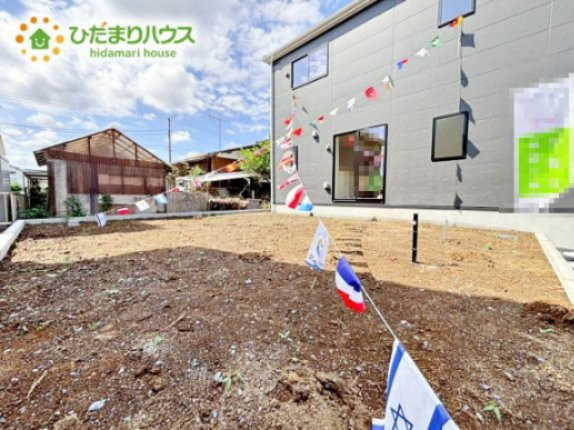 お庭付物件になります！お庭遊びや、プールなどお子様も大喜び(^^)
