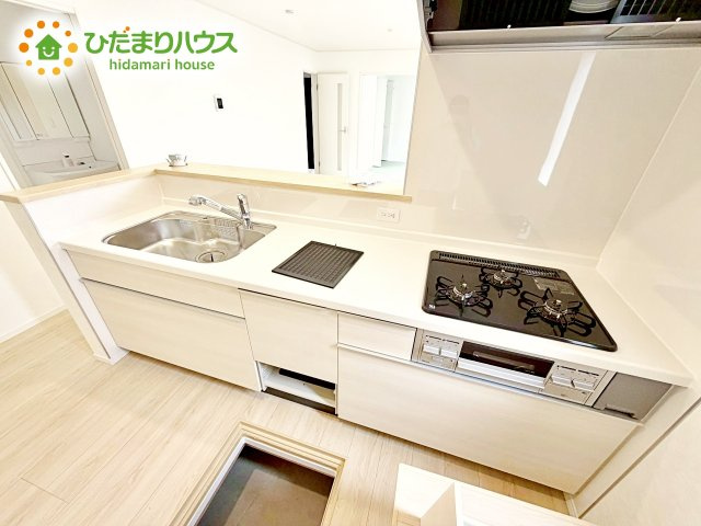 ご夫婦やお子様と料理をする時間が楽しくなる使い勝手の良いキッチンです(^^)/