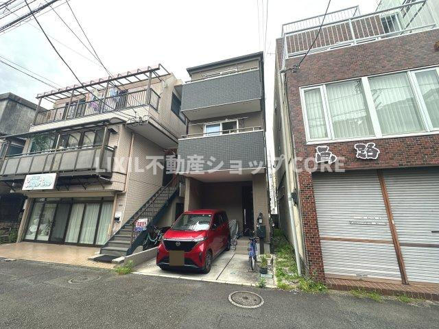 ご見学の際にはご自宅はもちろん、駅やご指定頂いた場所まで無料でお迎えに伺います！　