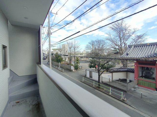 【バルコニー】