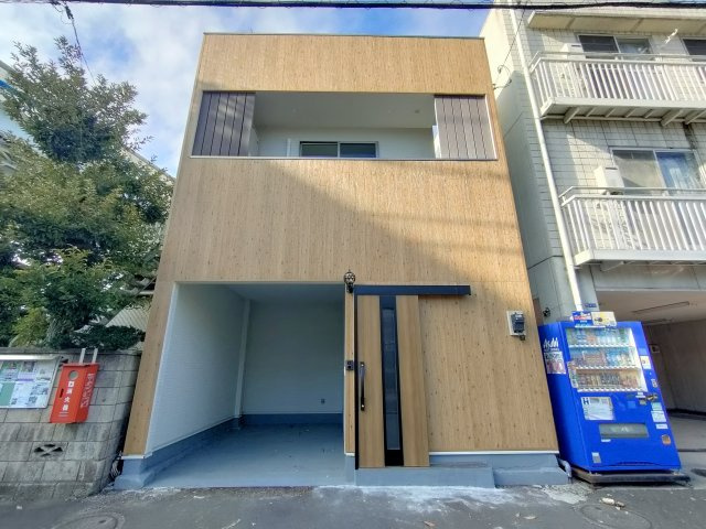 外観：313004560187