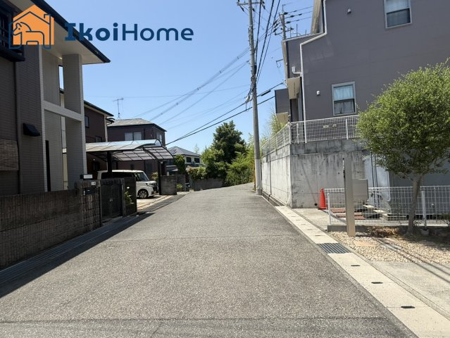 ●資料・カタログのご請求無料●　高津橋小学校までは徒歩3分、玉津中学校までは徒歩21分。