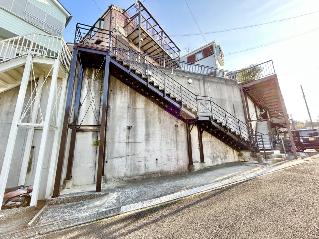 現地外観写真。