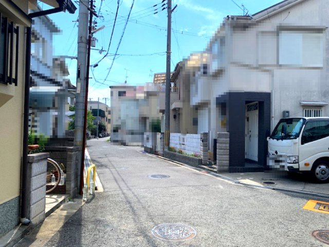 北側・幅員約4.5ｍの道路に面しています。現地へご案内いたしますので、お気軽にお電話下さい！