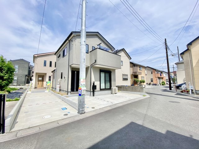 A号棟　全居室6帖以上！全居室に収納がある3LDK・WIC！家族のコミュニケーションが取りやすいリビングイン階段！駐車スペース2台可(車種による)！