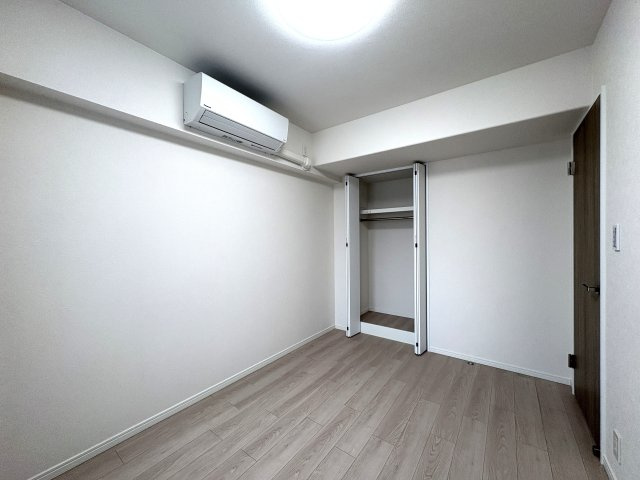 収納スペースを備えた洋室♪お子様だけのお部屋にも◎