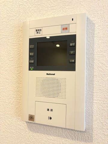 来客時に顔を見て応対出来るTVモニター付きインターホン♪