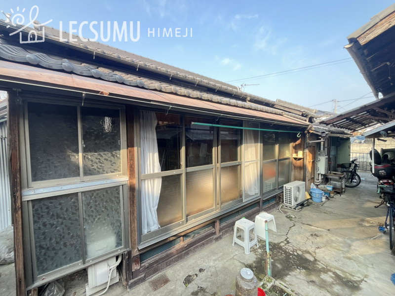 外観：328000621938