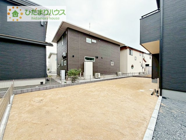 お庭付物件になります！お庭遊びや、プールなどお子様も大喜び(^^)