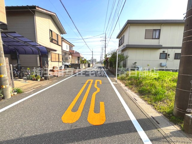 前面道路6ｍで車庫入れスムーズ。無料の間取りプラン承ります。川柳小学校まで徒歩約5分(400ｍ)！