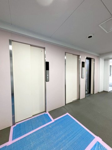 エレベーター2基ございますので通勤・通学時も慌ただしくなりません。