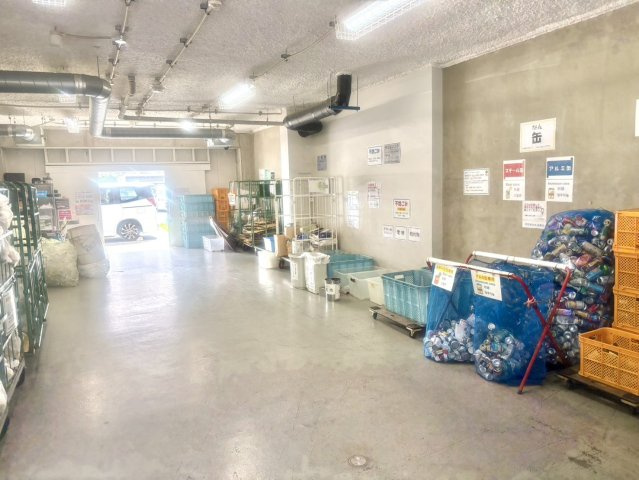 室内きれいでそのままお使い頂けます。