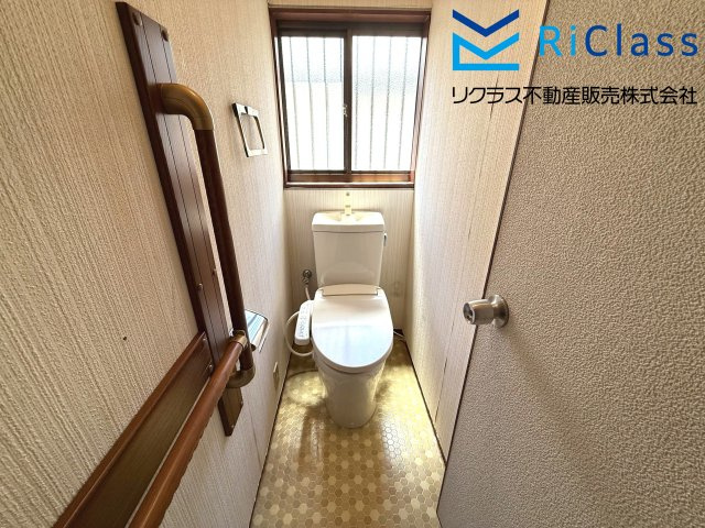 2階のウォシュレット付きトイレです