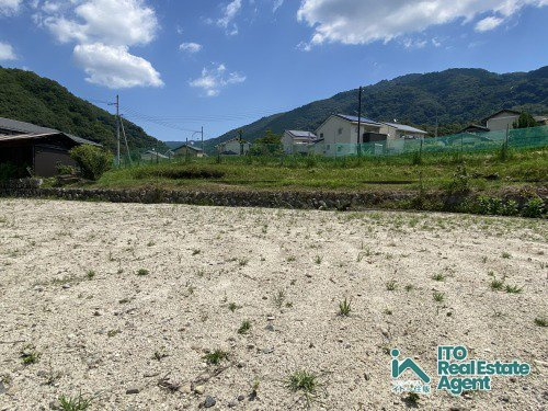 外観：326000199023