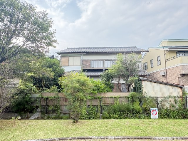 家庭菜園やドッグランも楽しめる広々敷地