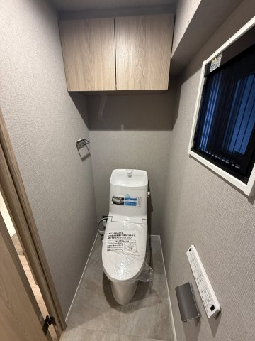 コンパクトで使いやすいトイレです