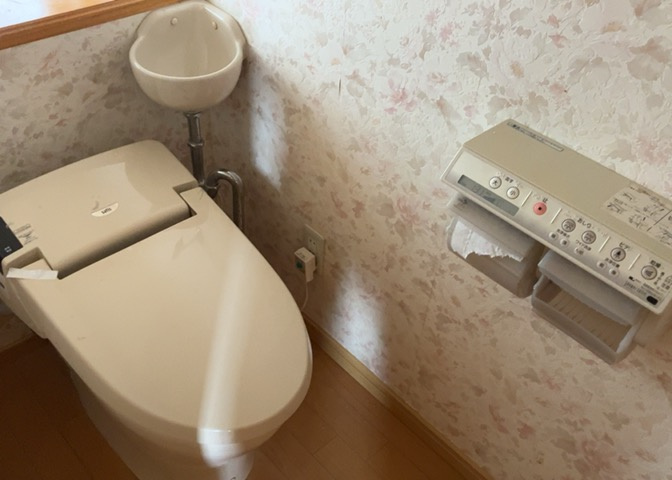 トイレは大きさや形、機能、抗菌性などが異なる多種多彩なタイプが各メーカーから出ています。それぞれに良さがあるため、事前にどういったタイプのトイレがいいのかをご家庭内で決めて、内見に行くといいでしょう。