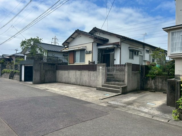 北東向きになり、陽当り良好