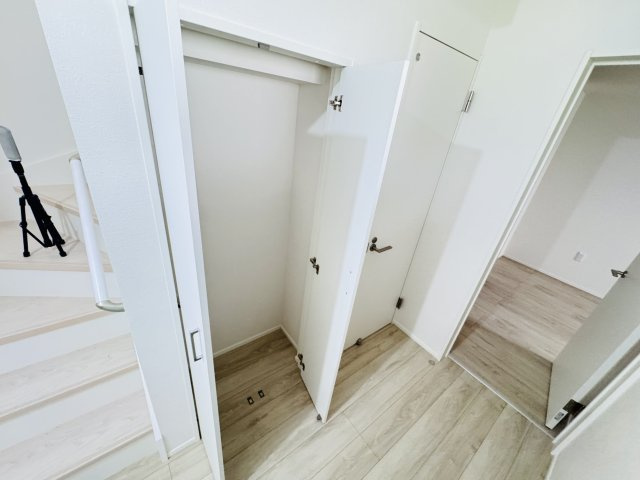 1Fホール収納