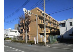 ライオンズマンション大宮の外観