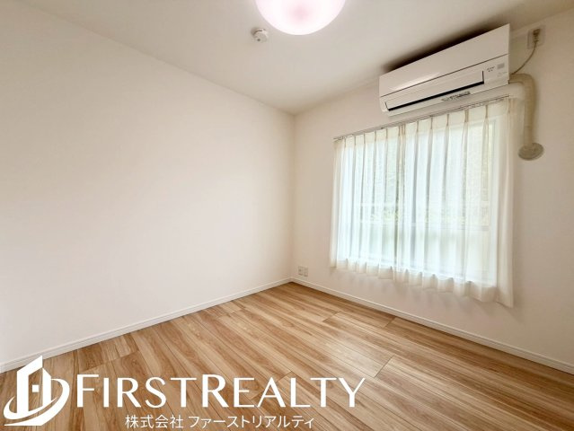 陽当たり良好なお部屋です♪日中は暖かく過ごせそうですね。