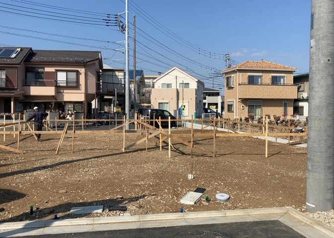 土地の地勢が高台の場合、景色を綺麗にみることができ、景色にこだわってお家探ししている方におすすめです！また平坦地よりも風通しがいいというメリットがあります。デメリットもあるので是非現地でご確認下さい。