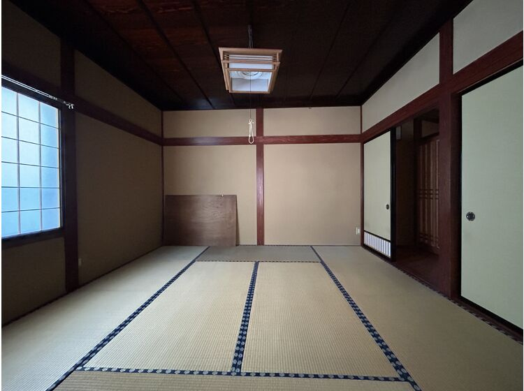 1階和室8帖