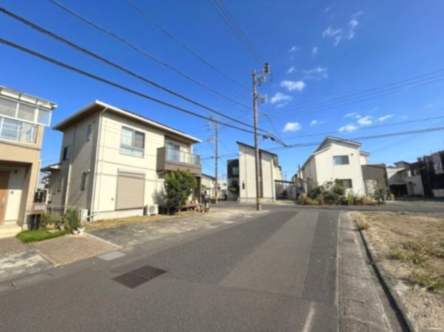 駐車三台可能です(^^♪
