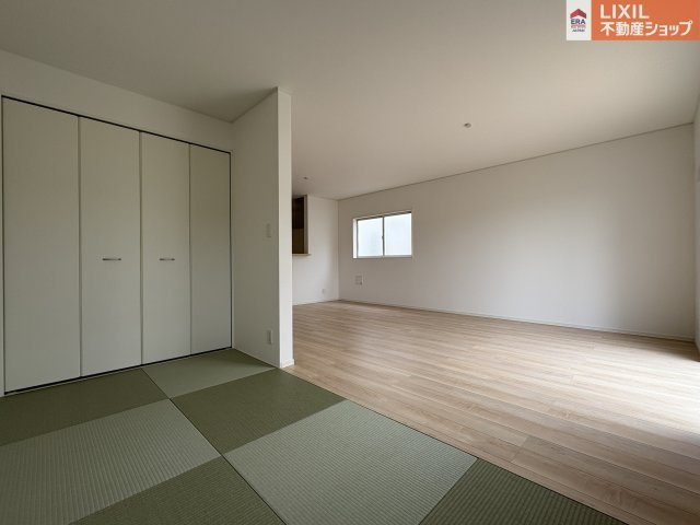 同仕様写真（内観）