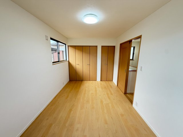 洋室7.5帖・収納付きで、お部屋がすっきり片付きます。