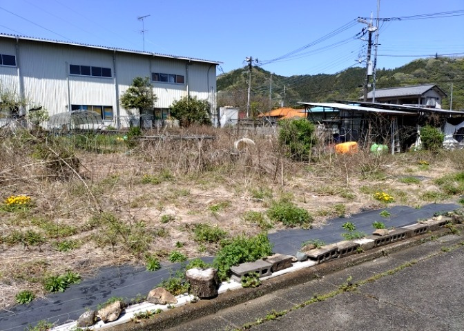 最寄り駅が近いなどの交通アクセスが良い土地だと暮らしやすいですよね。通勤・通学の観点から土地を選ぶことも大切です！自身や家族のライフワークからあったの物件を探しましょう！当社営業がお力になります！