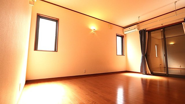 静かな空間で集中しながら、自分の時間にしっかり向き合える。“好き”を深める居場所がここにあります