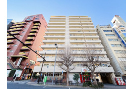 新宿パークサイド永谷の外観