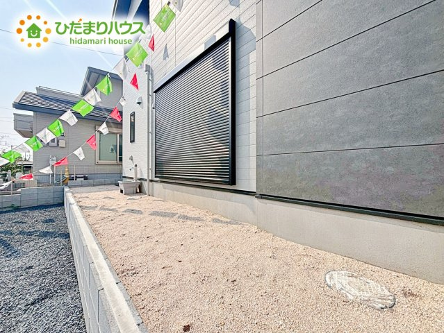 お庭付物件になります！お庭遊びや、プールなどお子様も大喜び(^^)