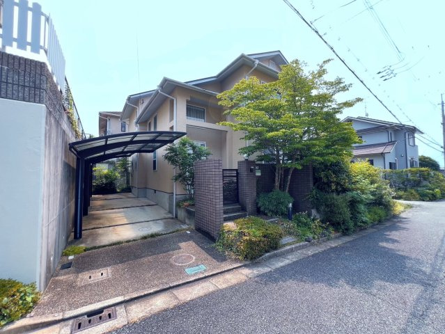 外観：328000618122