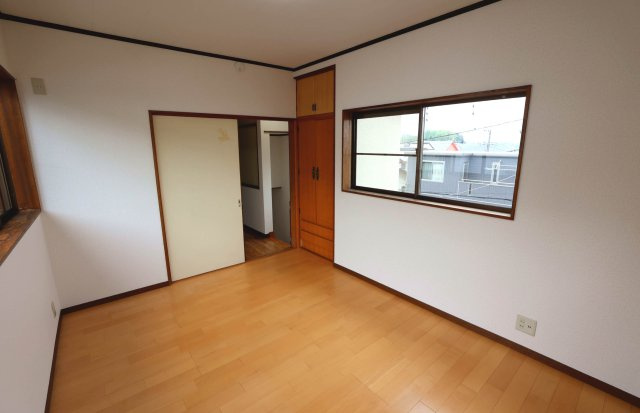 2階洋室6帖