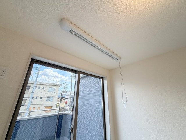 室内物干し付きで雨の日も快適お洗濯
