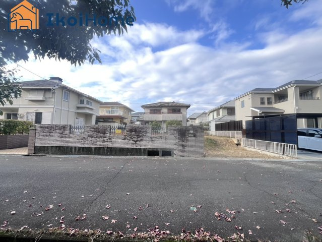 外観：328000558081