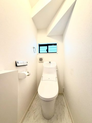 1階のトイレです◎
