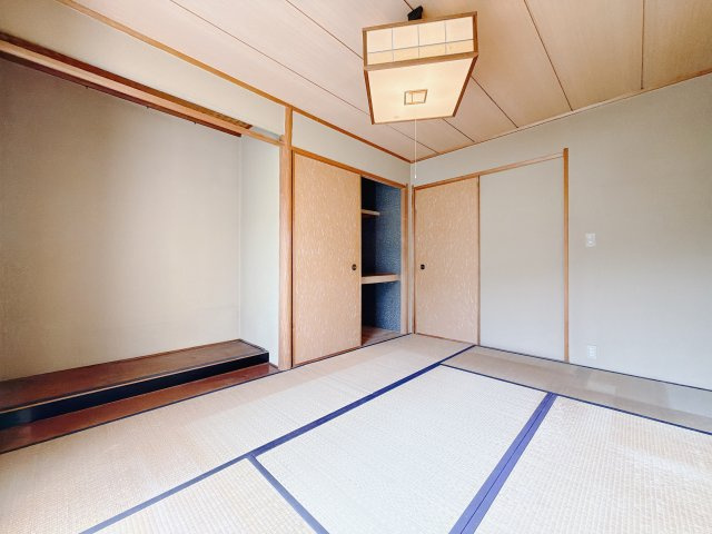 ■和室｜和室でしか味わえない畳ならではの香りや素材で和のやすらぎを感じてください♪休日はお子様とお昼寝するのにも最適です！