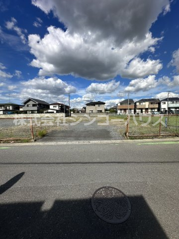 用途地域は第一種低層住居専用地域。